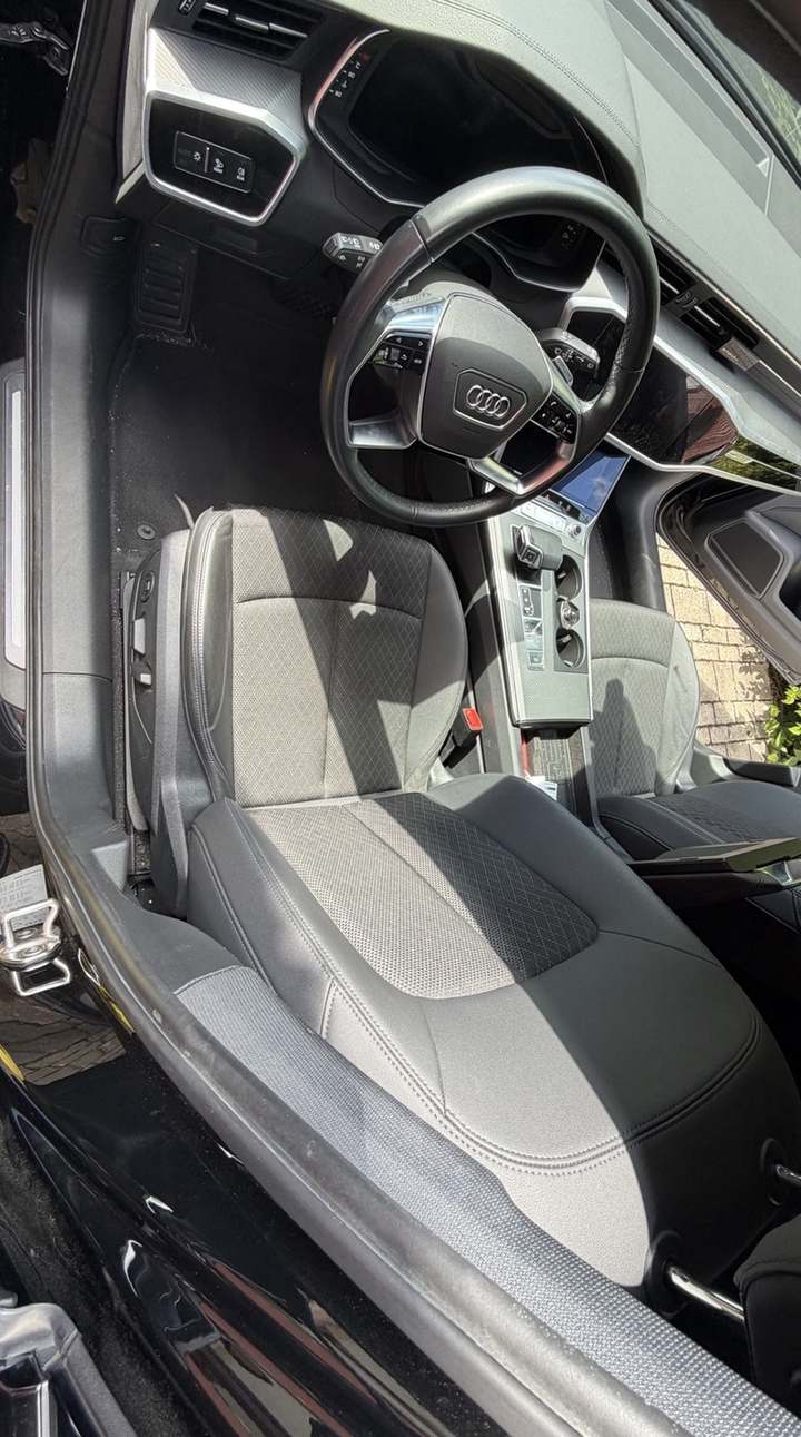 Aufbereiteter Innenraum eines Audi A6