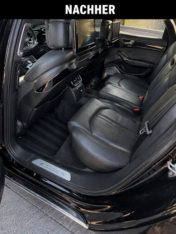 Gereinigte und gepflegte Ledersitze im Fond eines Audi A8